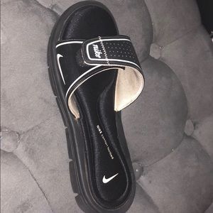 Nike Women’s Slides